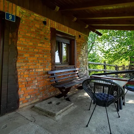 Dom wakacyjny House With A Parking Space Sleme Skradsko, Gorski Kotar - 20726 *