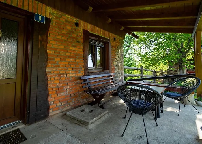 Dom wakacyjny House With A Parking Space Sleme Skradsko, Gorski Kotar - 20726 *